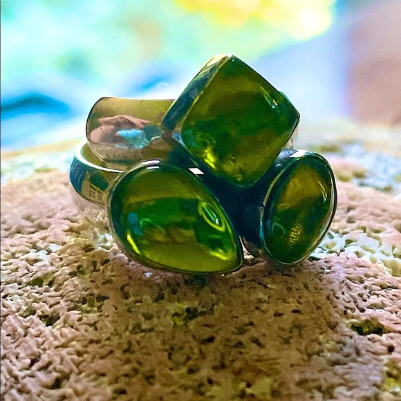 PERIDOT Native American Ring - Picture 3 of 12